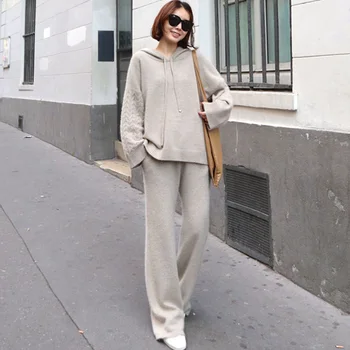 

Fashion women's suit 2020 winter new hooded collar knitted sweater + loose wide-leg pants casual two-piece suit