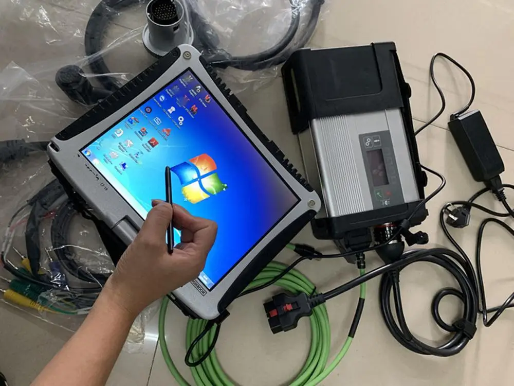  Equipo de diagnóstico automático 2019 super mb star c5 con software 320gb hdd con ordenador portáti