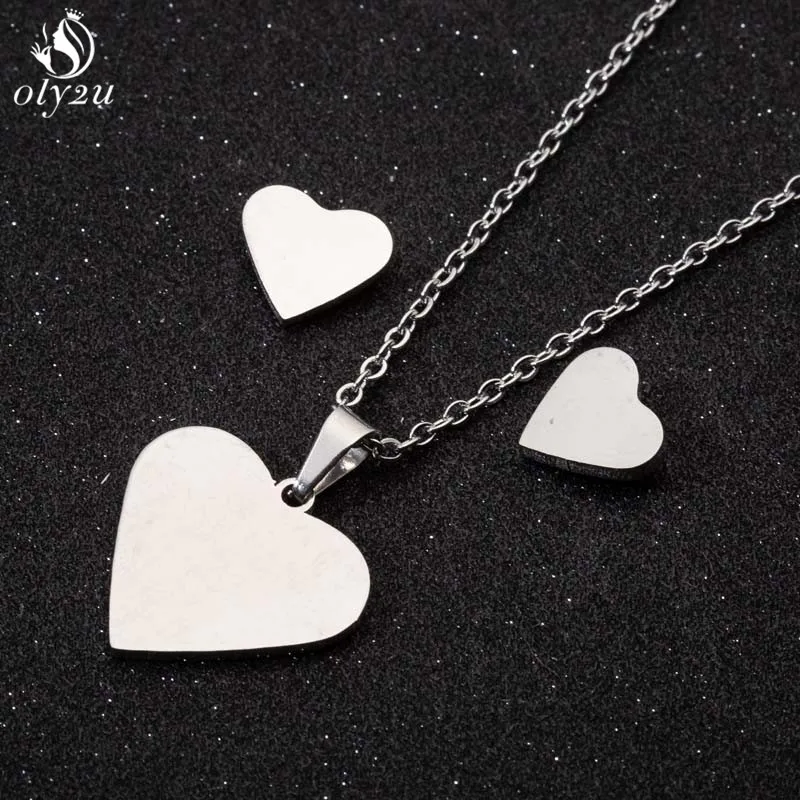 

Oly2u Stainless Steel Love Heart Pendant Necklace Women Boho Jewelry Gold Chain Necklaces Choker Collier Bijoux Femme