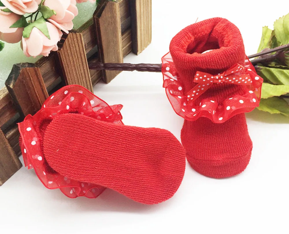 Кружевные детские носки для девочек и мальчиков, мягкие хлопковые носки-пачки в горошек для новорожденных, короткие носки до щиколотки для маленьких девочек 0-12 месяцев - Цвет: Red