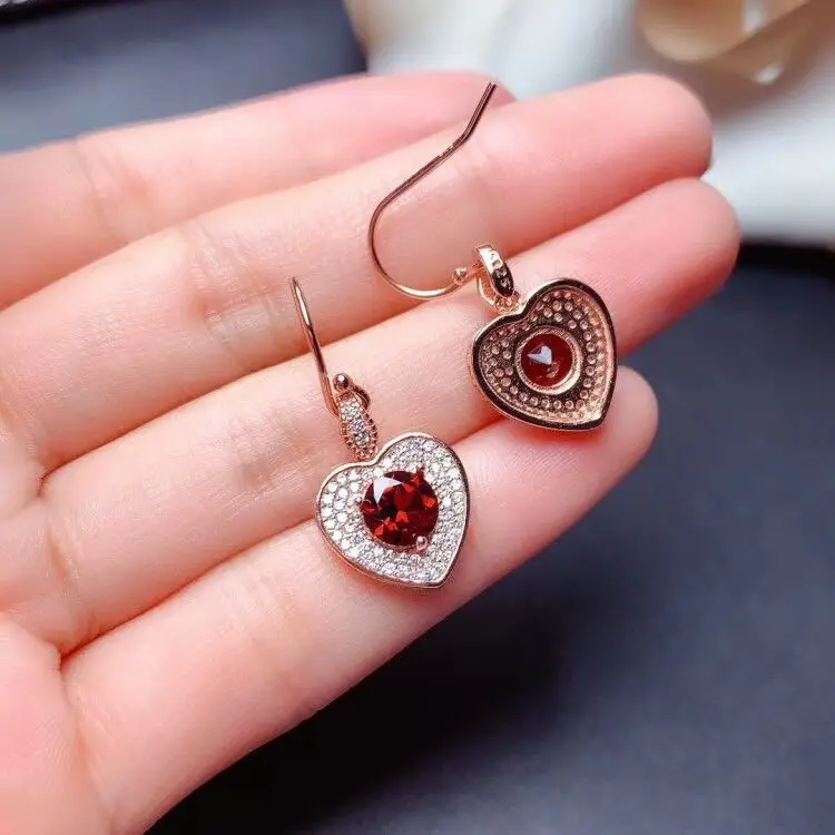 03443B7DFF92BBD6997F1BAB7858934E_750_750