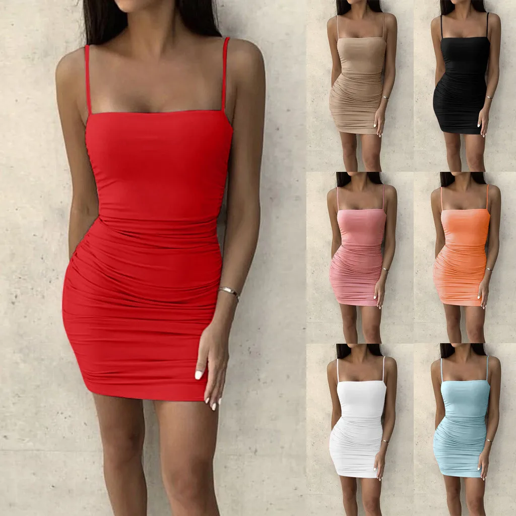 Летнее женское белое платье с жемчугом на бретельках круглым вырезом и высокой