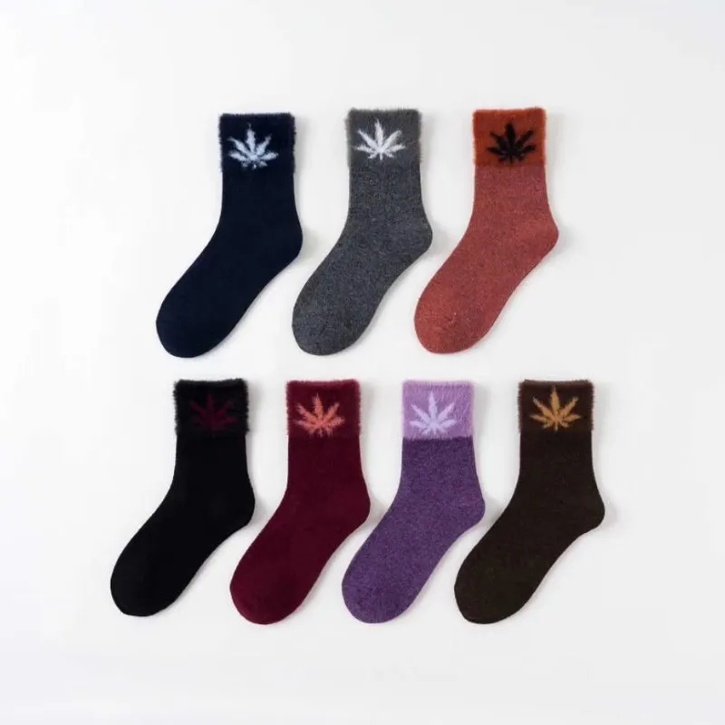 Осенне-зимние шерстяные носки с кленовыми листьями для женщин в японском стиле, одноцветные теплые забавные женские носки 120506