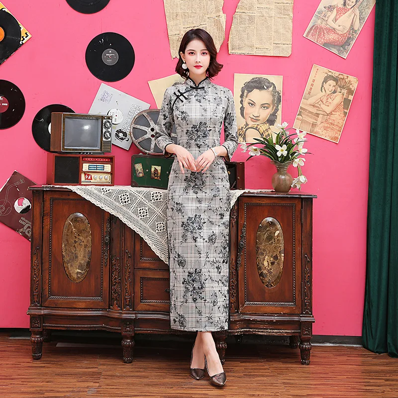 New Arrival Long Suede Vintage Ladies Chinese Style Dress Classic Qipao Stage Show Elegant Female Handmade Button Cheongsam