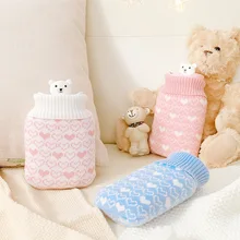 Стильная футболка с изображением персонажей видеоигр ручной теплая обувь, Лидер продаж бутылка для воды Мини Горячая Бутылки для воды портативный ручной подогреватель с карманом для девочек ручной средства ухода за кожей стоп мешки с горячей водой