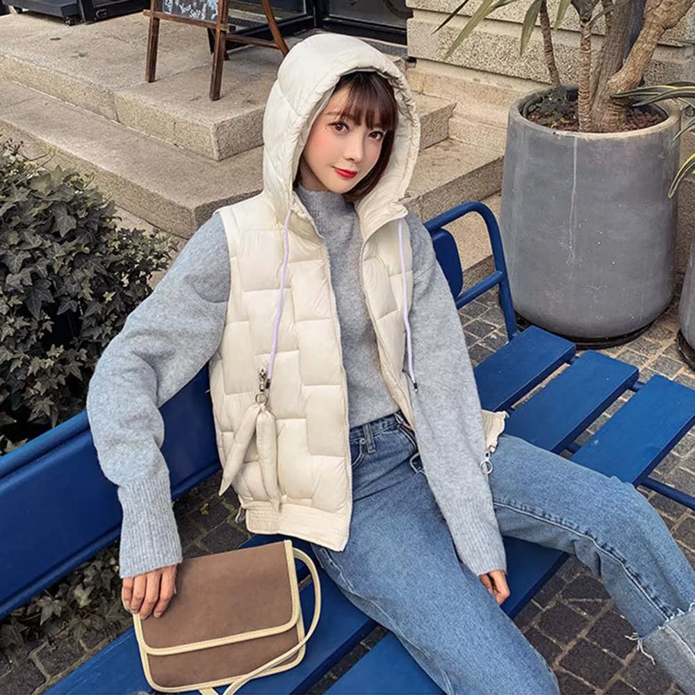 Легкая корейская мода короткий жилет пальто милый жилет без рукавов куртки стеганое пальто Верхняя одежда сплошной цвет с капюшоном жилет топы