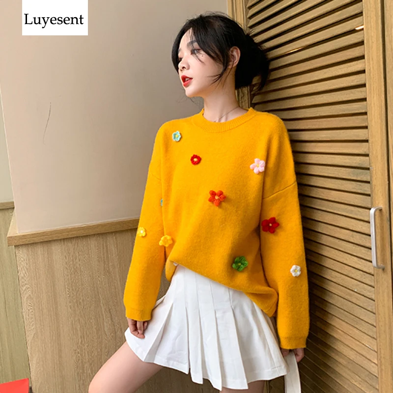 

3D Floral Women Pullover Sweater 2019 Casual Lady Solid 4 Color Loose Knit O Neck Top Fashion New Warm Jumpers Korean Style New
