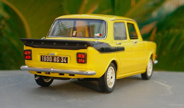 Специальное предложение 1:18 1000 2 Модель автомобильной двери капота может быть открытая модель коллекции сплава