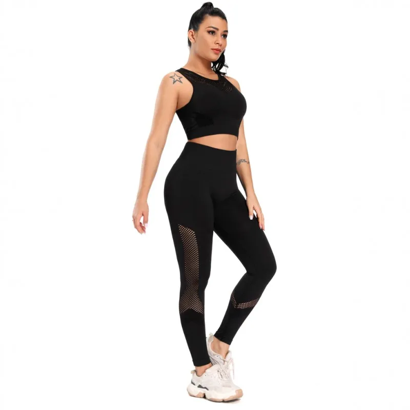 17445424314_2046420711_conew1