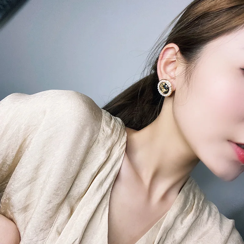 GRACE JUN Fashion Simulated Pearl Geometric Heart Clip on Earrings No Pierced for Women Girl Fake Piercing Gold Color Ear Clip ear clip earrings clip earrings ear clip ear accessories