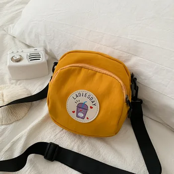 

2020 new female bag cute bag female Japanese Harajuku student cartoon ins canvas shoulder messenger mobile phone bag
