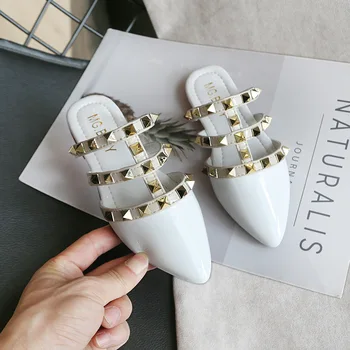 

2020 Children Pu Leather Sandals Summer Fashion Rivets Girls Sandals Kids Slides Pointed Toe Gladiator Children Slipper B888