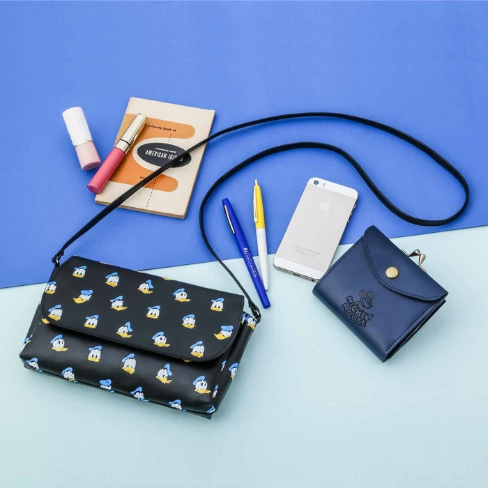 Fashion Cartoon Donald Duck Shoulder Messenger Bag Small Black Sling Bag Women Ladies PU Leather Crossbody Bags Purse Wallet