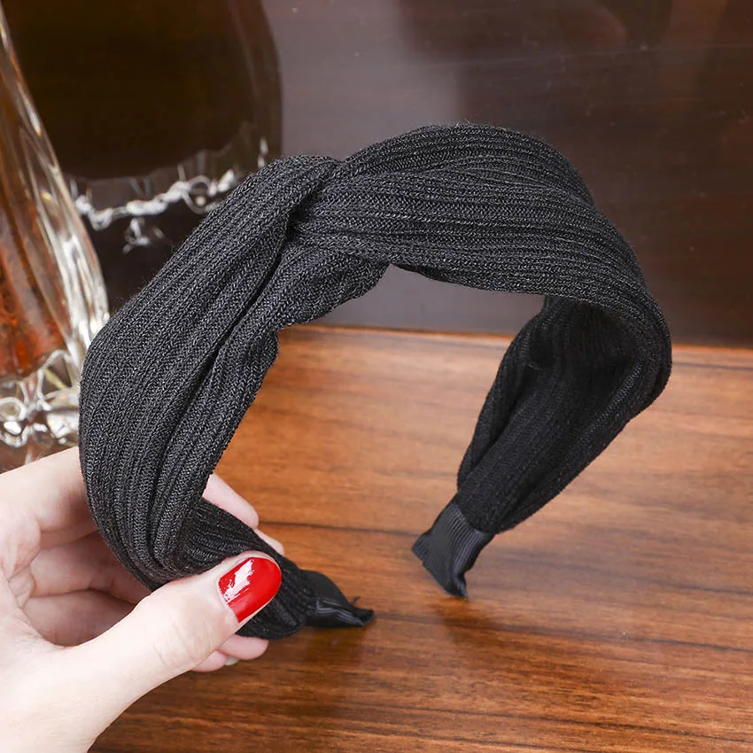 Levao Solid Knitted Hair Band Headband for Women Hair Accessories Winter Knitting Hairband Hair Hoop Cross Knot Headbands - Color: Black