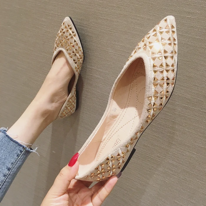 

Autumn Shoes Woman 2019 Dress Flats Women Pointed Toe Modis Shallow Mouth Casual Female Sneakers Fall New Nurse Cute Big Size