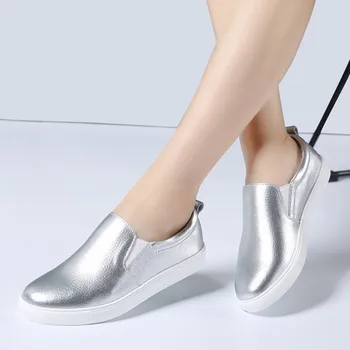

2018 Spring Women Leather Loafers Fashion Ballet Flats Sliver White Black Shoes Woman Slip On Loafers Boat Shoes Moccasins