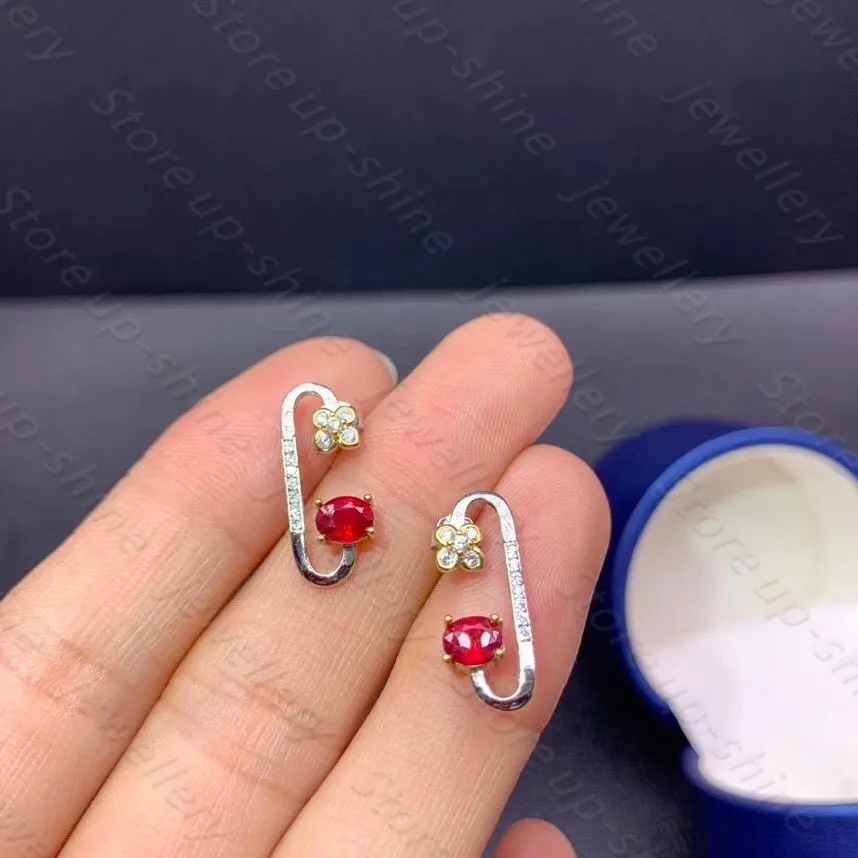 

New Ruby Stud Earrings 925 Silver Lady Stud Earrings Simple, Fresh and Cute