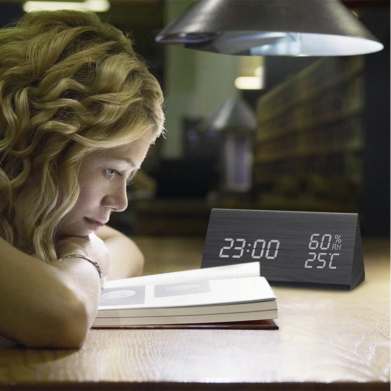 

Intelligent Voice Control Wooden Clock Double Power Supply Dimming Clock Temperature Humidity Shown Clock Smart Home Accessories