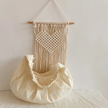 

Creative Design Women Canvas Shoulder Bags Daisy Reusable Classic Texture Chic Large Capacity Pleated Crossbody Pouch