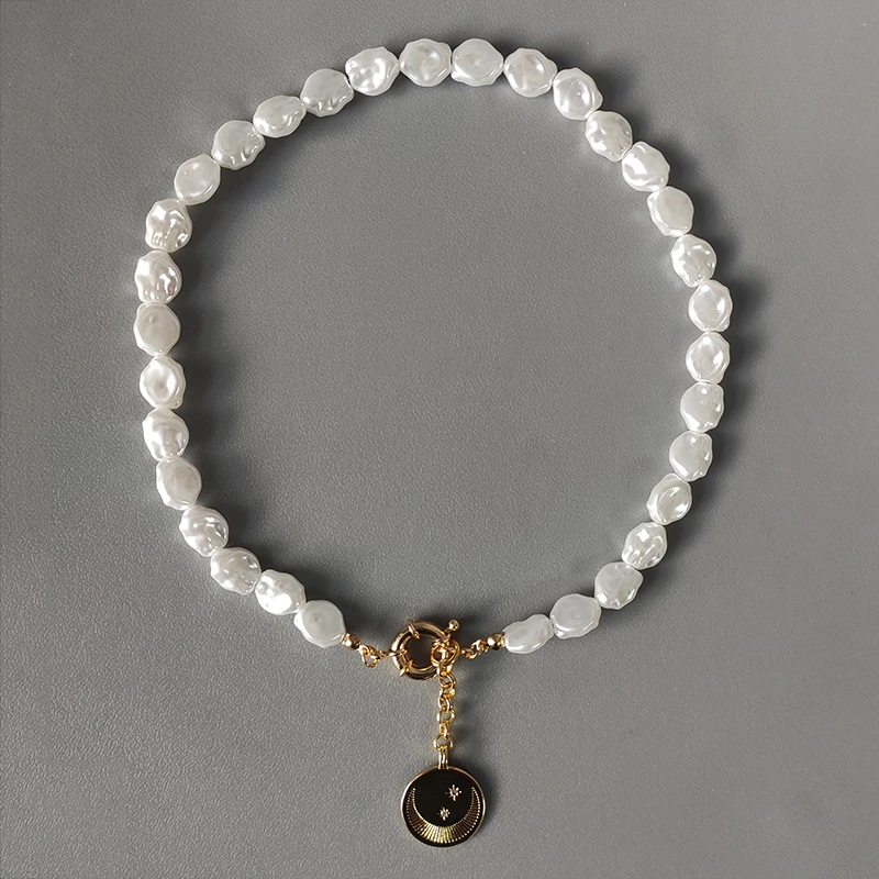 

Simple Design Irregular Imitation Pearl Necklace Fashion Gold-color Round Pendant Punk Style Everyday Wild Neck Accessory 2020