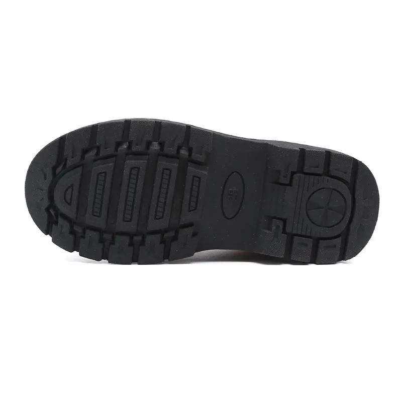 9546424477_1046657370 (1)