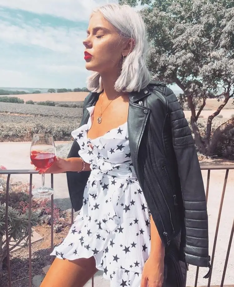 22