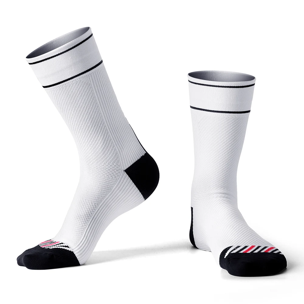 

Fonoun Autumn Winter Sport Socks for Cycling Soft Comfortable Breathable Moisture Absorption Antiskid FN7801