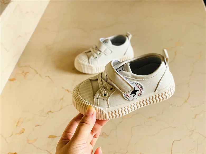 fashion baby flat shoes infant casual shoes 1 to 5 year old boys and girls soft sports shoes high quality kids sneakers