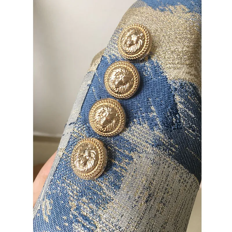 8827374288_647795733