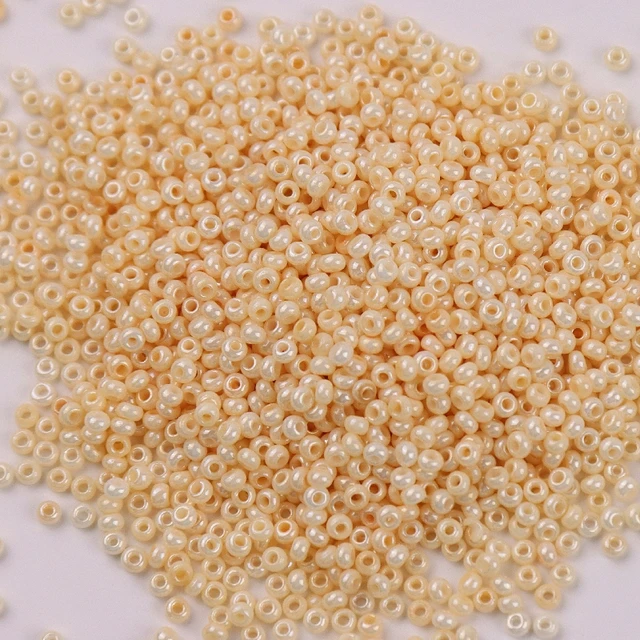 10g 720 Pieces 2mm Austria Solid Color Bead 12/0 Opaque Neon Round Beads Glass Seed Beads Handmade DIY Jewelry Bags Accessories 383 Beige
