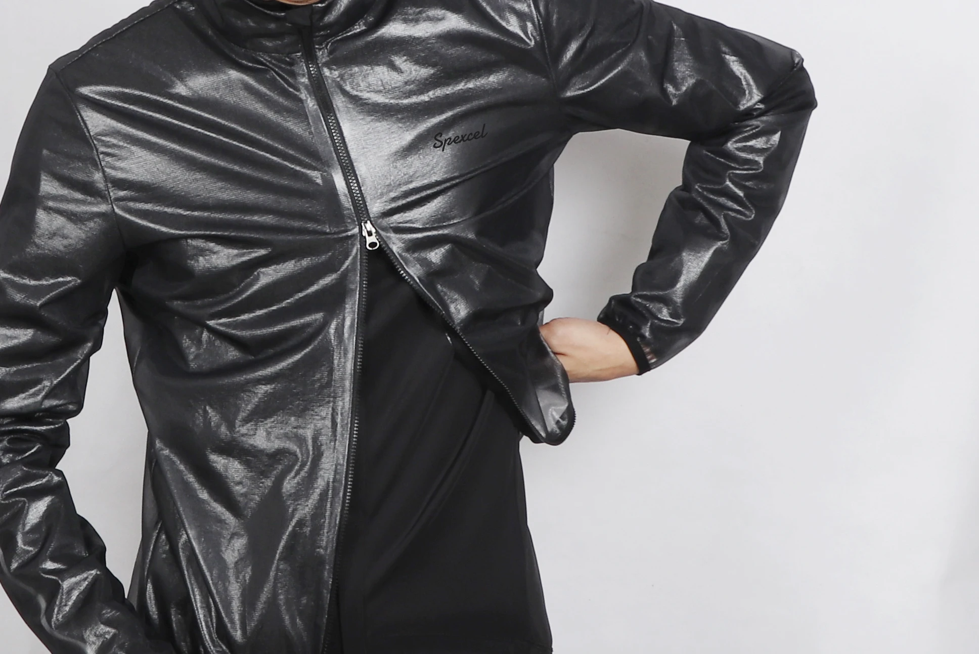 SPEXCEL 2019 classic super lightweight rain jacket windproof and waterproof cycling jacket Convenient to carry 2