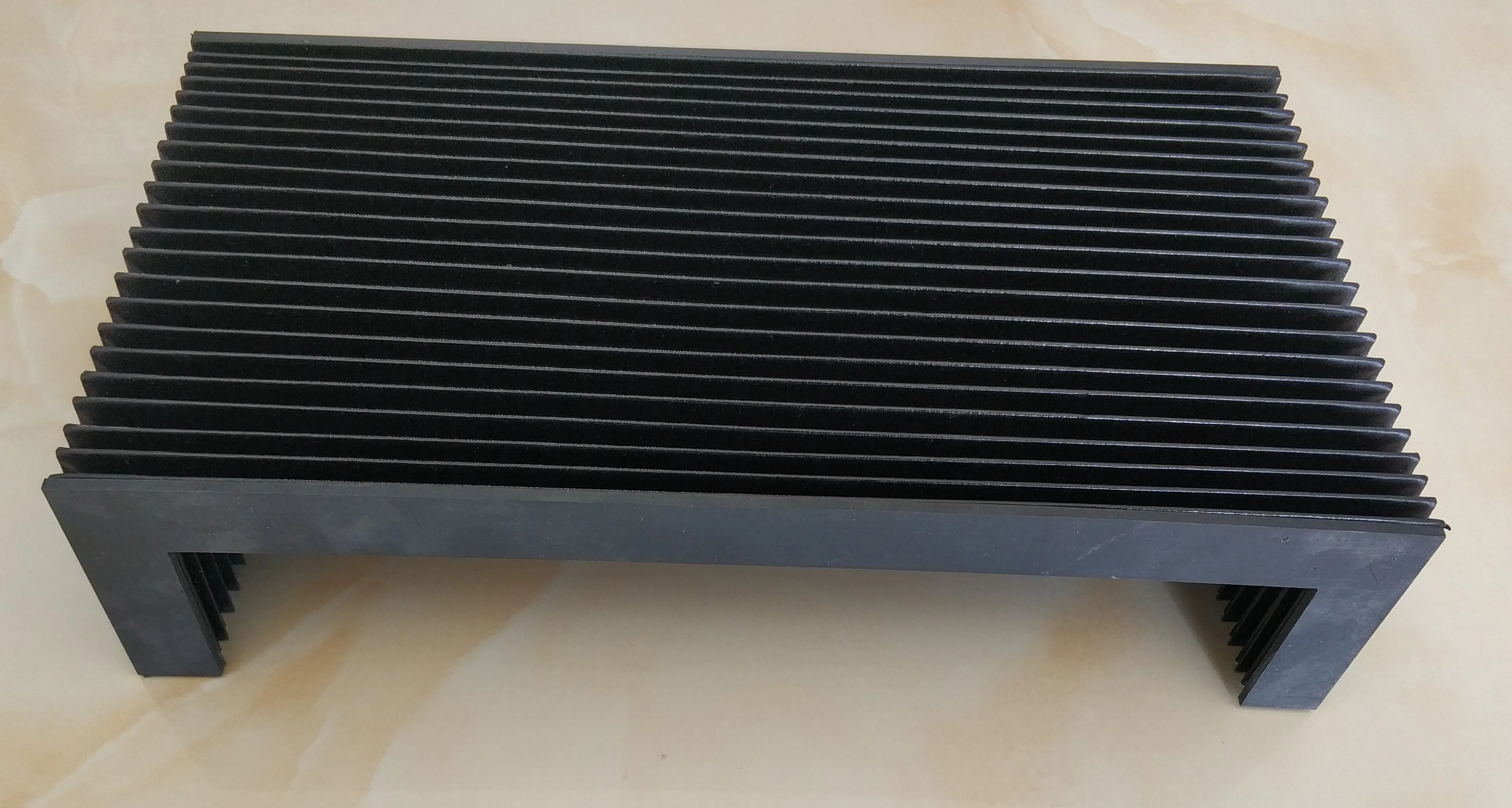 

Type 12 accordion bellows external 155mm width x 50mm height x Lmax310mm