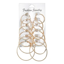 Círculo De Metal de Prata das mulheres Brincos Set Moda Jóias Acessórios Anel de Orelha Para Meninas Presente De Aniversário Acessórios Do Partido(China)