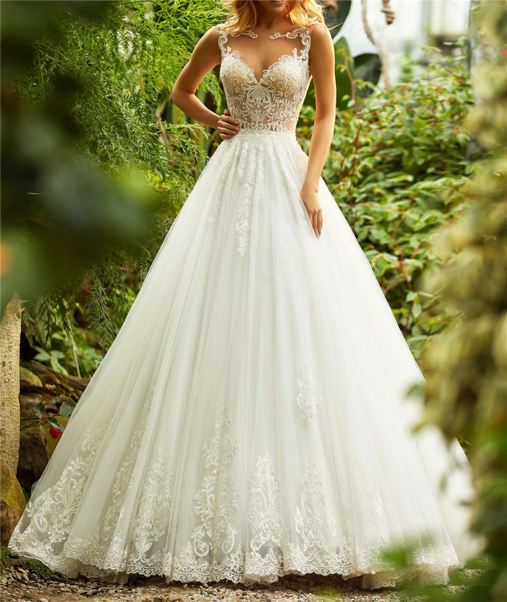 

White Tulle Appliques Court Train Handmade Custom-Made Zipper Up With Buttons Lace Appliques Wedding Dresses Cheap Bridal Gowns
