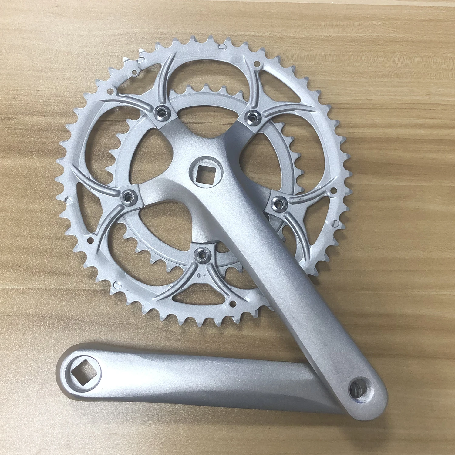 

Road Bike High-end Chainwheel Bicycle Aluminum Alloy 50-34T 8/9S Chainring Square Hole Racing 170mm Crank Cycling Parts Crankset