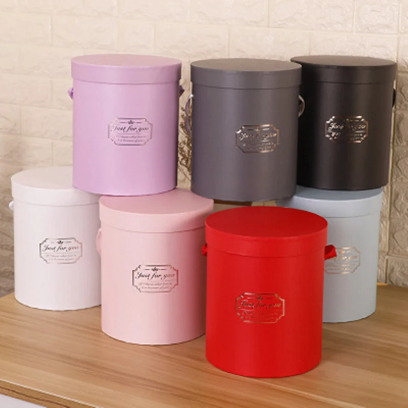 

Round Flower Paper Boxes Lid Hug Florist Flower Hold The Bucket Gift Packaging Box Gift Candy Bar Party Wedding Gift Storage Box