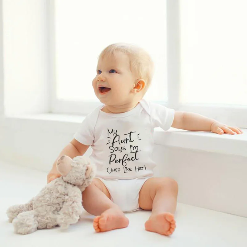 Летняя одежда для малышей; белый комбинезон с надписью «My Aunt Said I Am Perfect»; боди для новорожденных; Детский комбинезон; Возраст 0-18 месяцев