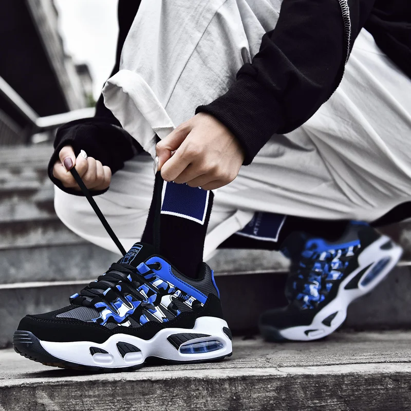 

Sneakers Men Fashion Couple Shoes Light Women Men Running Sheos Breathable Trainers Winter Sneakers With Fur Big Size 35-47