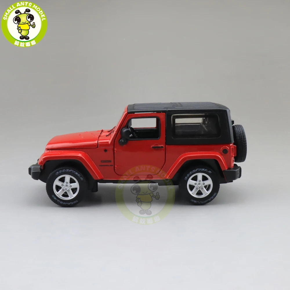 1/32 CAIPO JE EP Wra ngler SUV литые игрушечные модели SUV автомобиля для детей, детское звуковое освещение, подарок