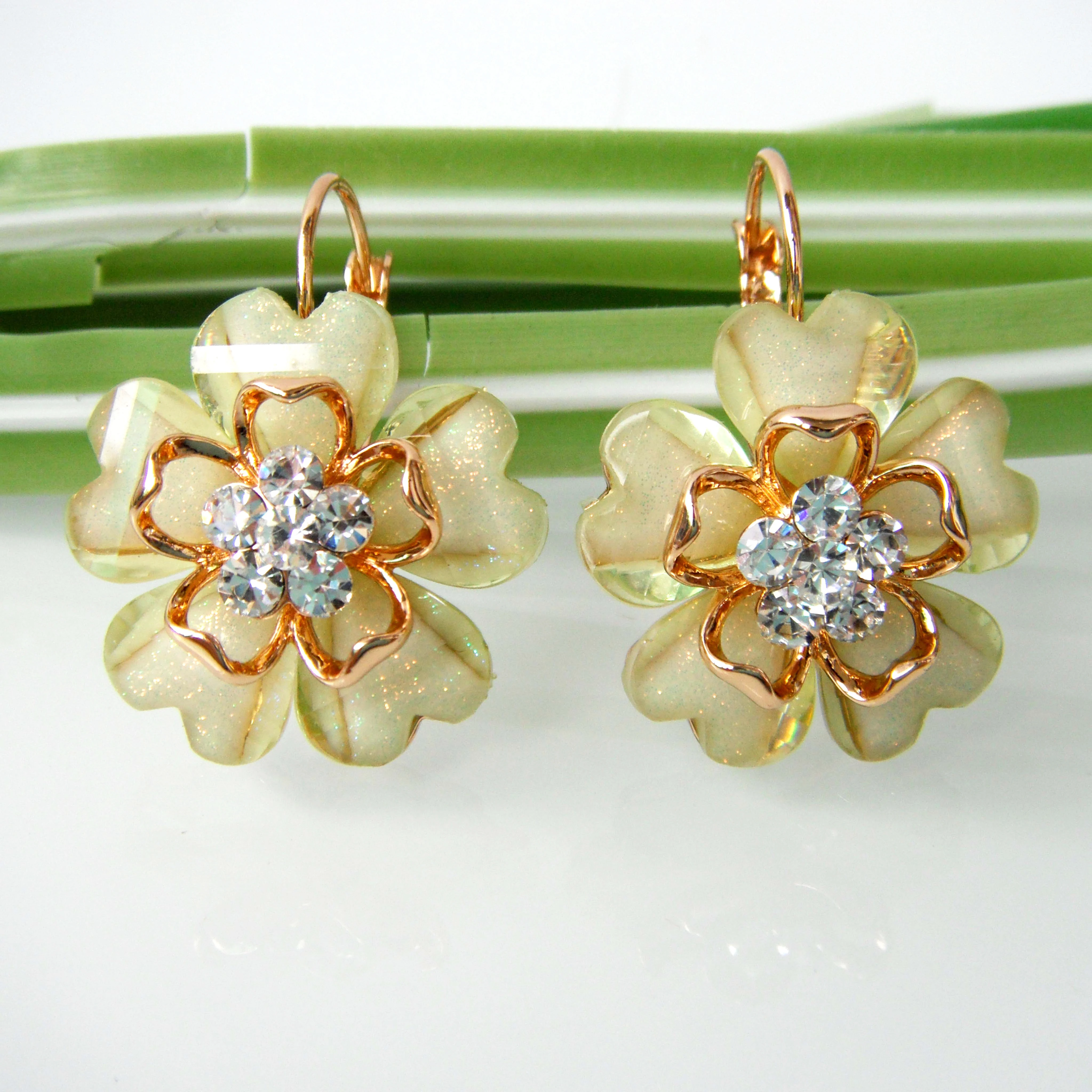 Navachi цветок ацетат Кристалл Стразы Желтые GP ушные крючки левербэк серьги