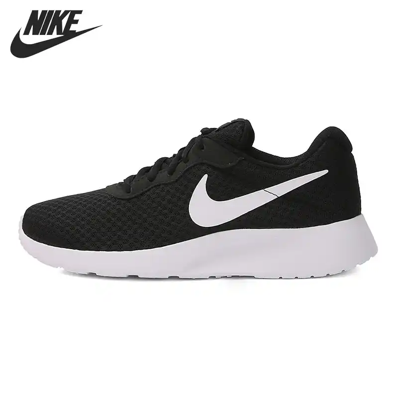 nike tanjun slip resistant