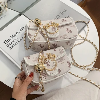 

HOT French Design Fashion Printed Square Bag & Elegant Shoulder Bag Messenger Bag L: Width 21cm Height 13cm Thickness 7cm