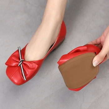 

Soft Loafers Rhinestones Women Fashion Shoes Comfort Flat Shoes 2020 New Genuine Leather Shoes Women Flats Large Size