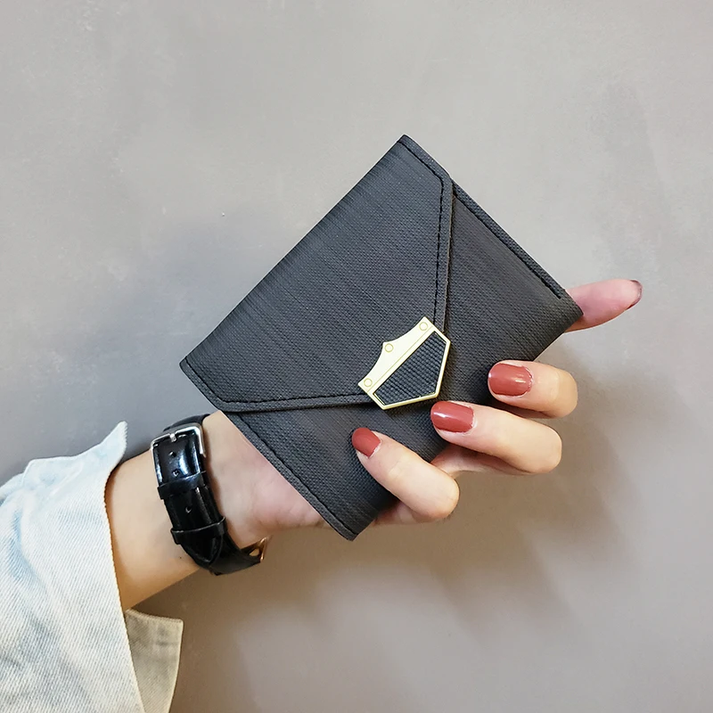 Black Модные короткие кошельки для дам из искусственной кожи женский кошелек студенческий кошелёк для монет держатель для карт кошелек качество Hasp маленький женский кошелек - Цвет: Black