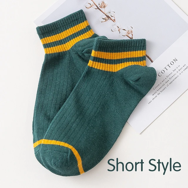 Funny Cute Cotton Loose Striped Crew Socks Women Fashion Colorful Harajuku Designer Retro Long Socks New Year Christmas Gifts 4