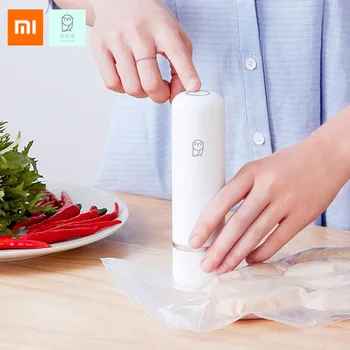 

Xiaomi Youpin Miaomiaoce Handheld vacuum rod Vacuum Intelligent One-button Food compression preservation Moisture-proof
