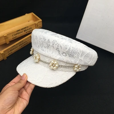 Ms han edition fashion lace summer hollow-out newsboy cap travel leisure sweet flowers octagonal cap Europe and the United State - Цвет: Белый