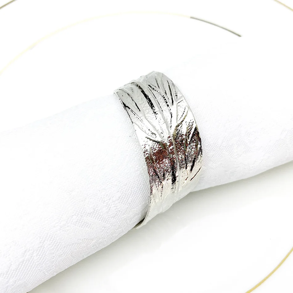 4PCS Plum Flower Metal Napkin Rings, Retro Style Leaf Sturdy Napkin Buckle,Wedding Home Dinning Party Kitchen Table Decor