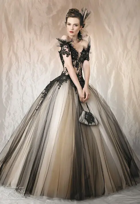 

Fashion Sweetheart Black Lace Ball prom Gown 2020 Appliques Flower Beads Sequin Quinceanera Gowns mother of the bride dresses