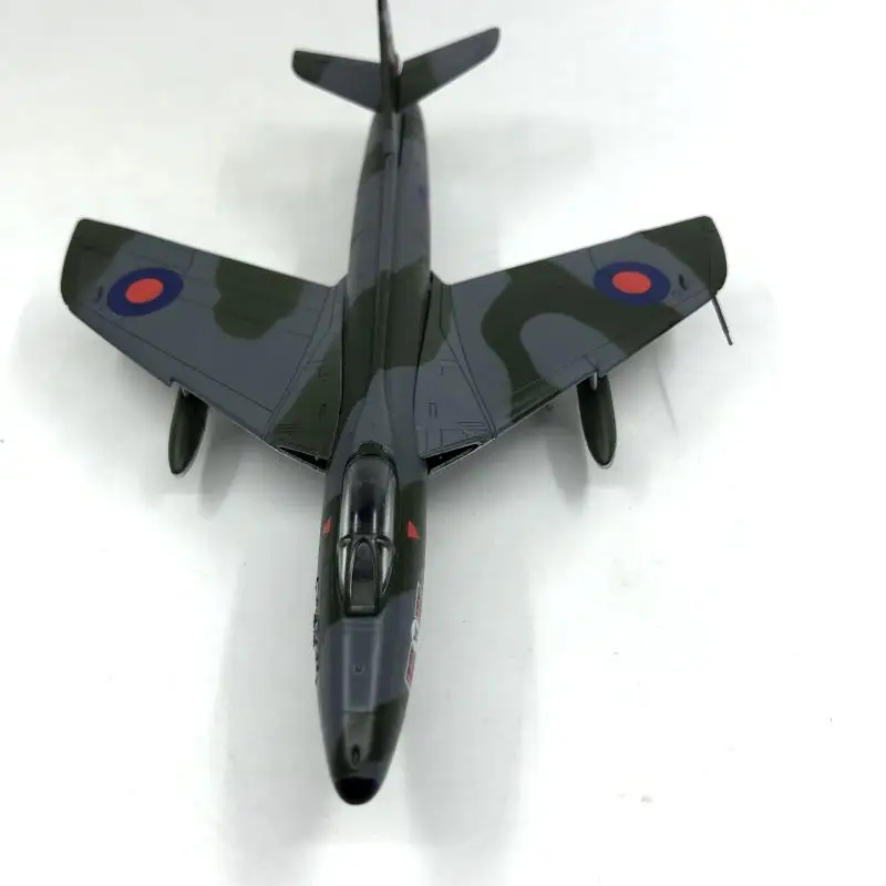 Британский HAWKER F. MK.6 Охотник 1/72 литье под давлением модель самолета IXO